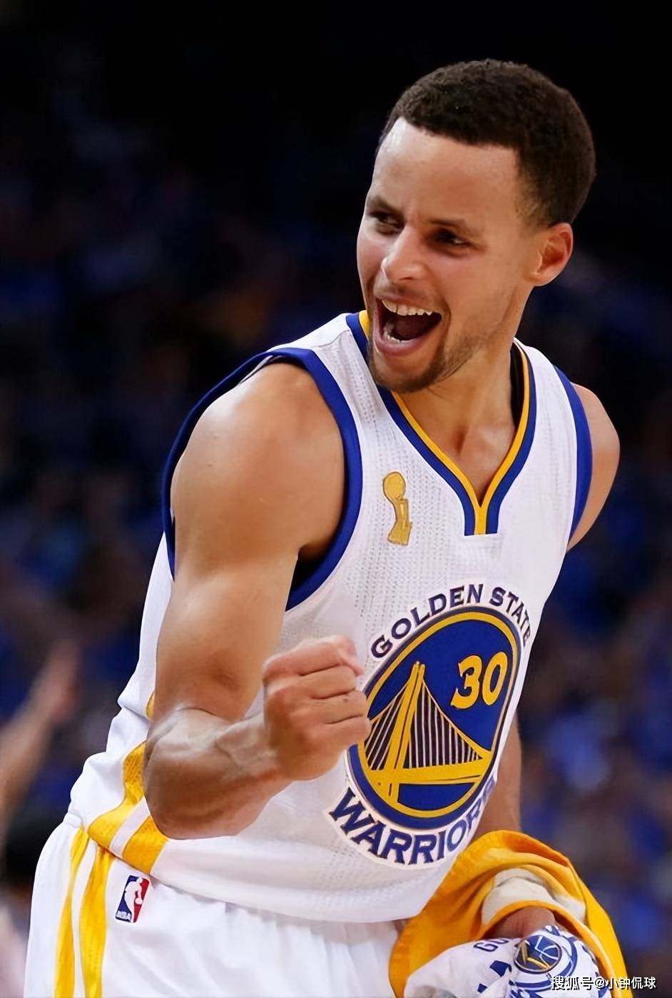 是球队的后 是球队的后