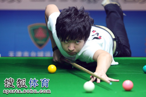 随着她不断 随着她不断