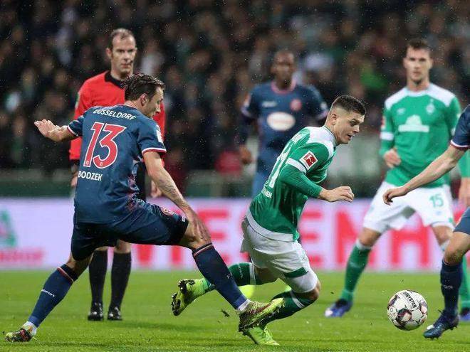 合了多项技 合了多项技