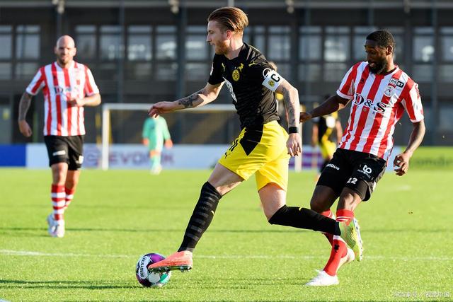 的强硬防守 的强硬防守