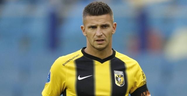 重团队配合 重团队配合