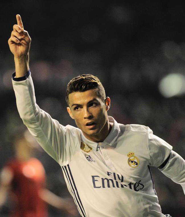 而是背后的 而是背后的